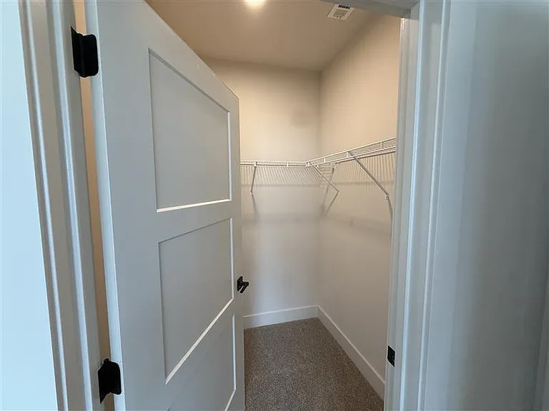 District on the Etowah Apartments — Photo 1412