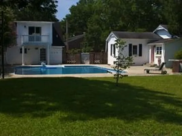 1976 Seitter St, Georgetown, SC 29440