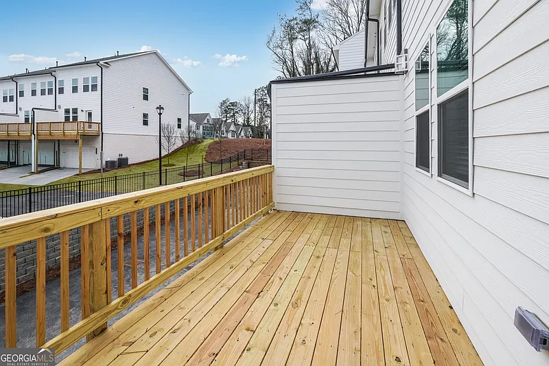 Thumbnail 18