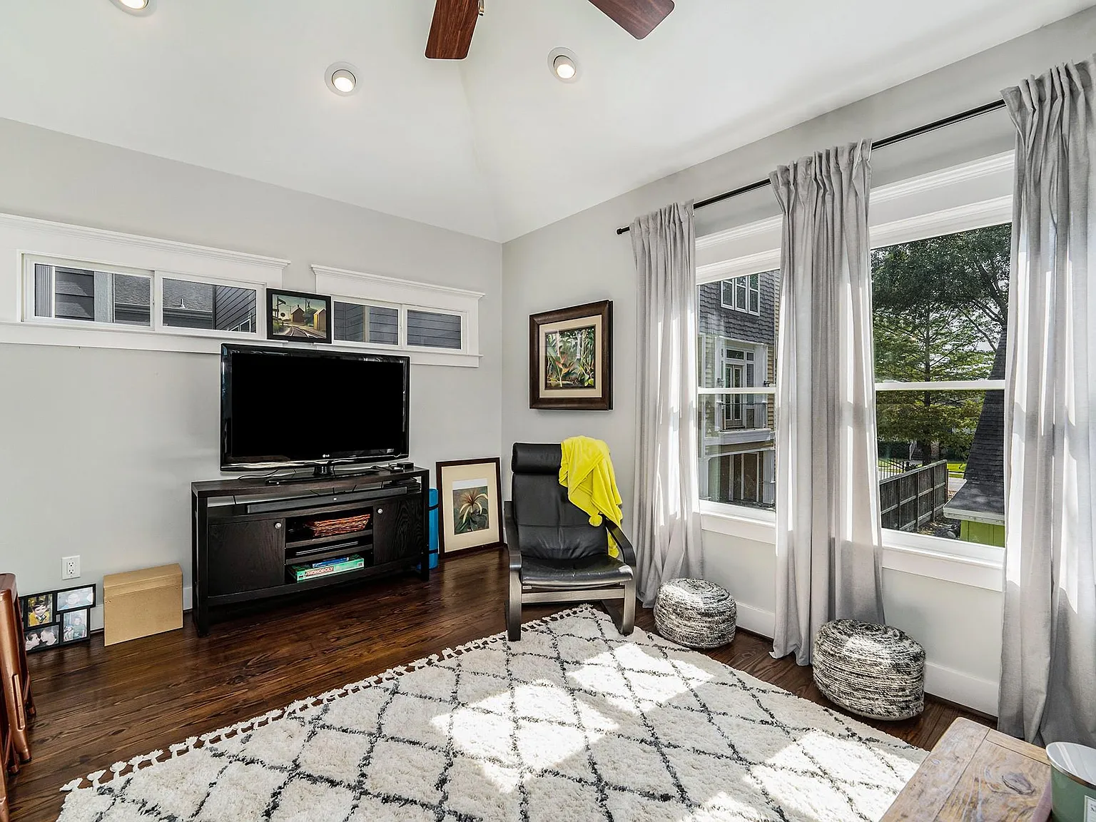 1 bed, 1.0 bath, 650 sqft, $1,750 — Photo 4