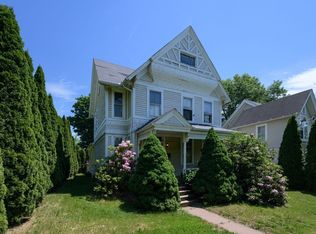 415 Maple St, Springfield, MA 01105
