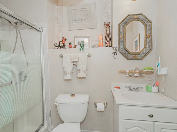 20 Notus Avenue image 17 of 44