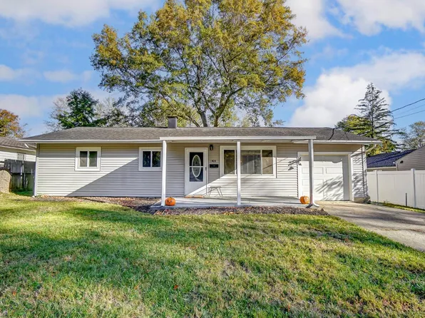 1404 W Main St, Loveland, OH 45140