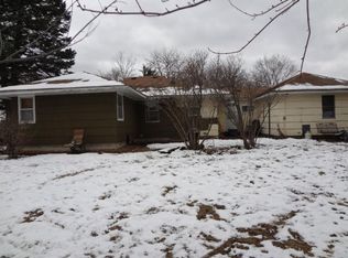 123 19th Ave S, Hopkins, MN 55343