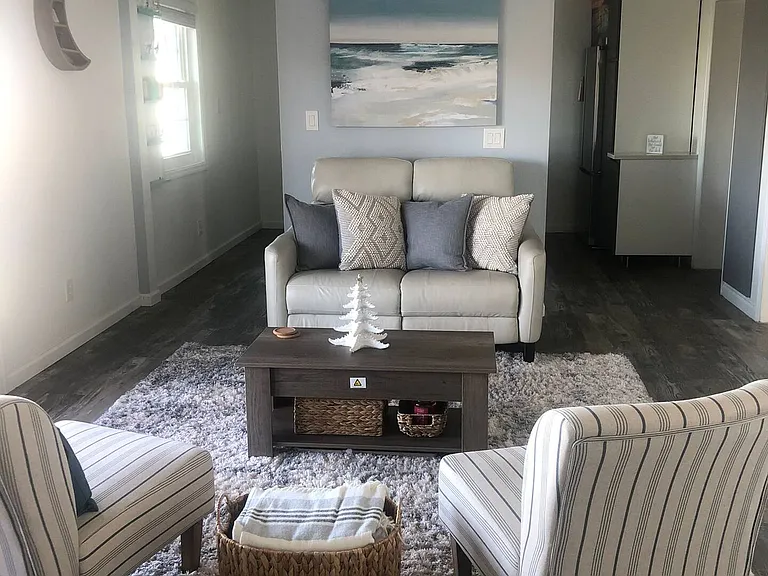 149 Seahorse Dr SE #H — Photo 7