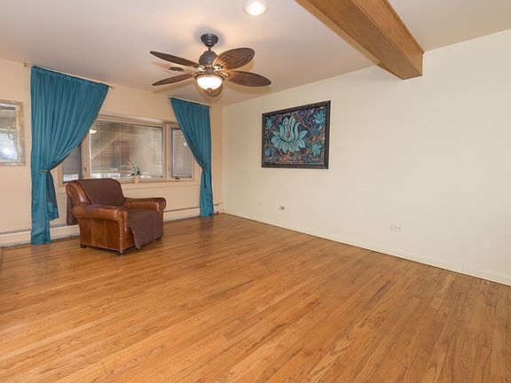5th image of 1213 W Hirsch St