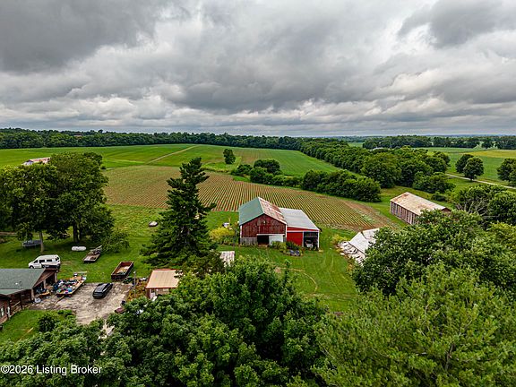 6th image of 3100 Cropper Rd