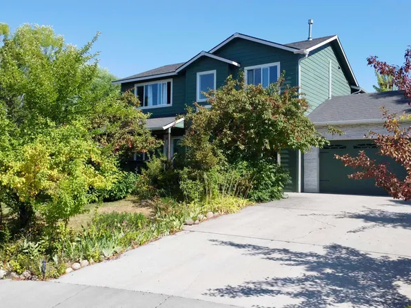 1110 NW Valise Dr, Pullman, WA 99163