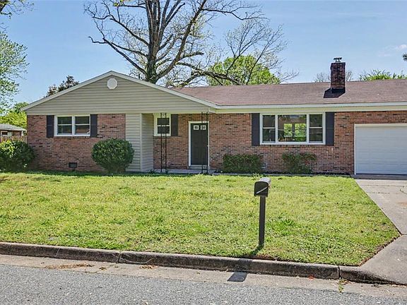 3rd image of 319 Pasture Ln