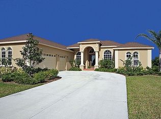 2406 Twin Rivers Trl, Parrish, FL 34219