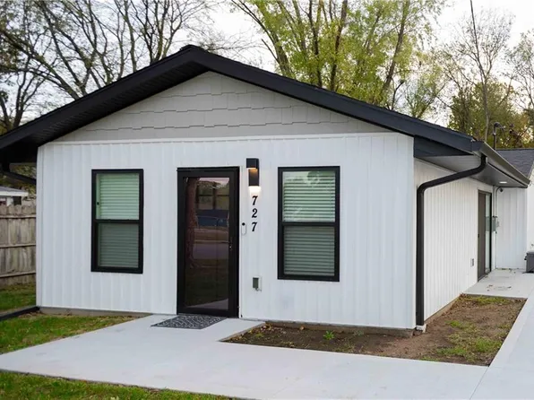 727 W Hickory St, Nevada, MO 64772