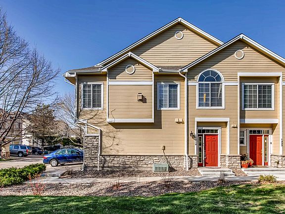 3rd image of 1219 Carlyle Park Cir