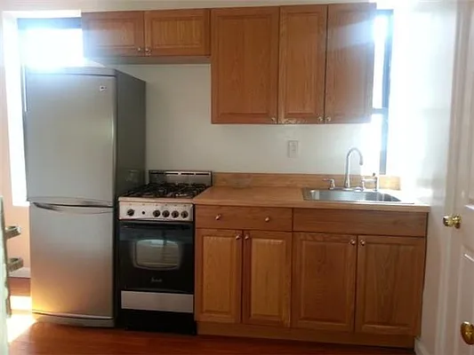 Rented by Living New York | media 51