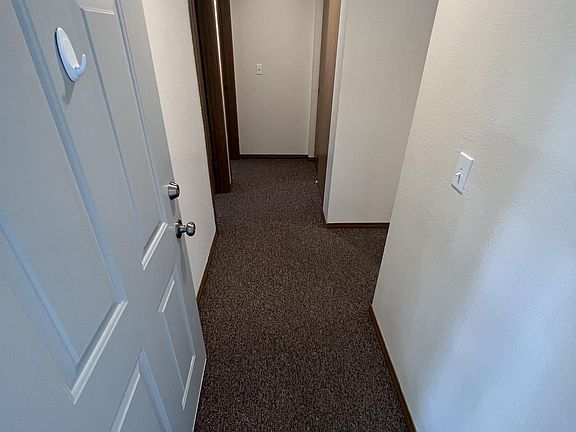 3rd image of 904 Cleveland Ave Unit 201