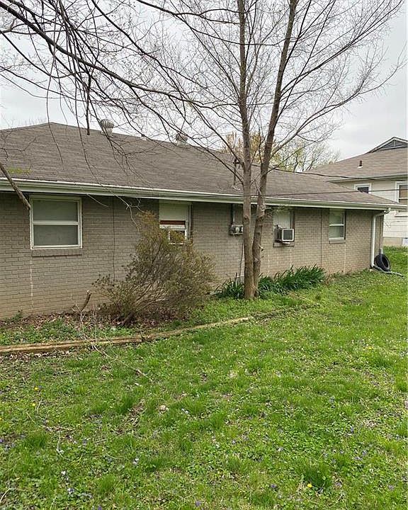 1st image of 10812 E 19th Ter S