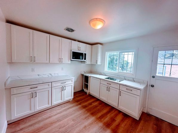 9301 Bancroft Ave APT F