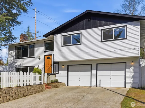 9925 62nd Drive NE, Marysville, WA 98270