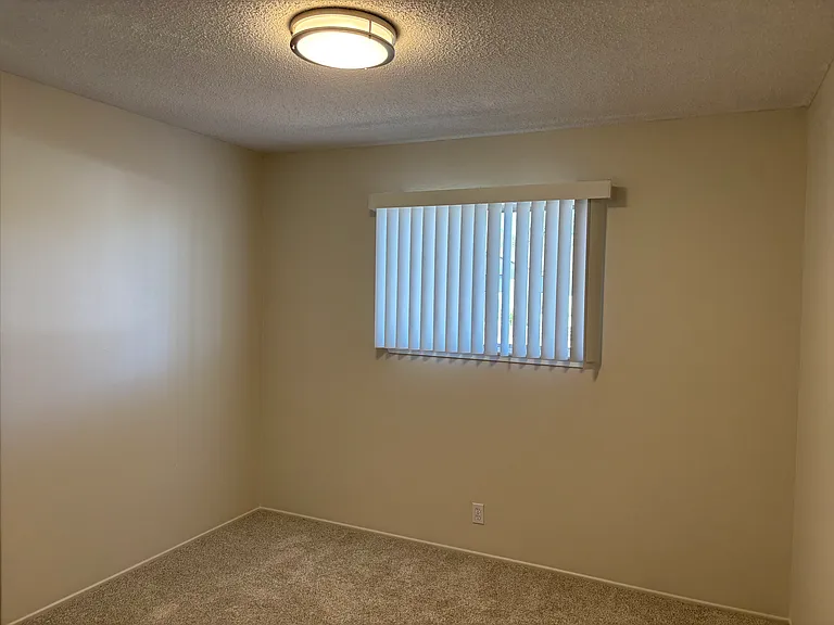 1286 Petal Way — Photo 8