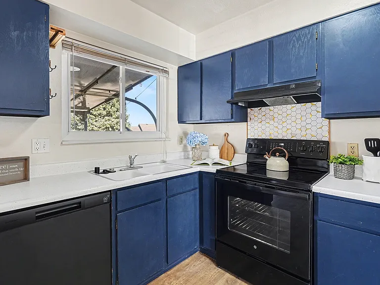 1632 S Rifle St #1 — Photo 1