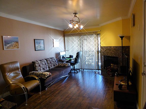 2nd image of 13283 Rancho Penasquitos Blvd Unit J204