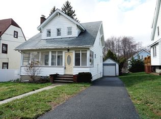 17 Mount Prospect Ave, Dover, NJ 07801