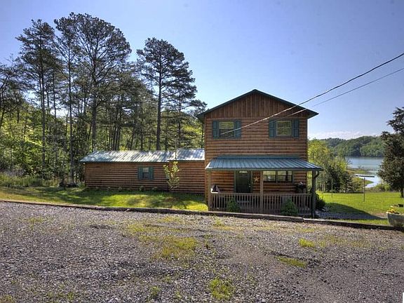 4th image of 946 Holiday Ln