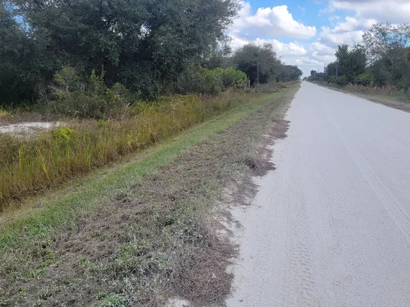 21321 NW 272nd Street, Okeechobee, FL 34972