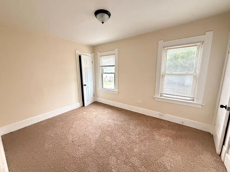1817 Giant St — Photo 11