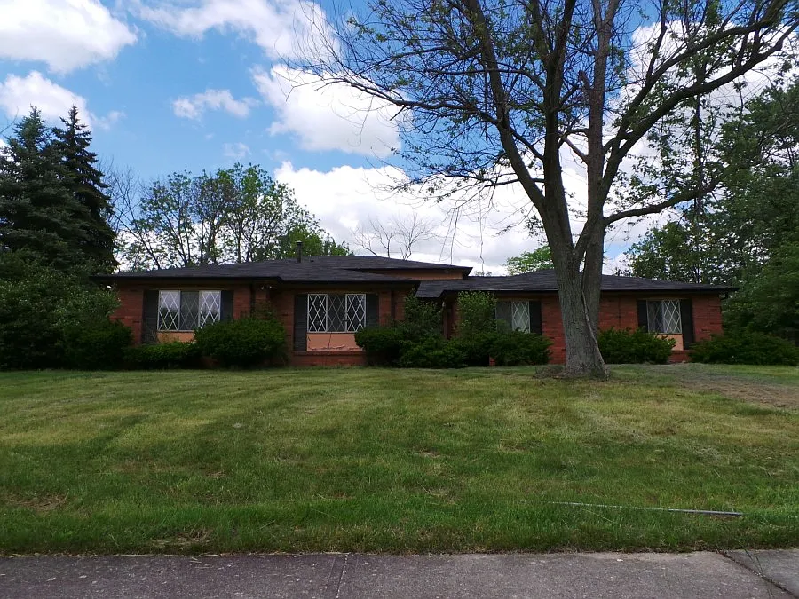 5450 Wiley Ave photo 1