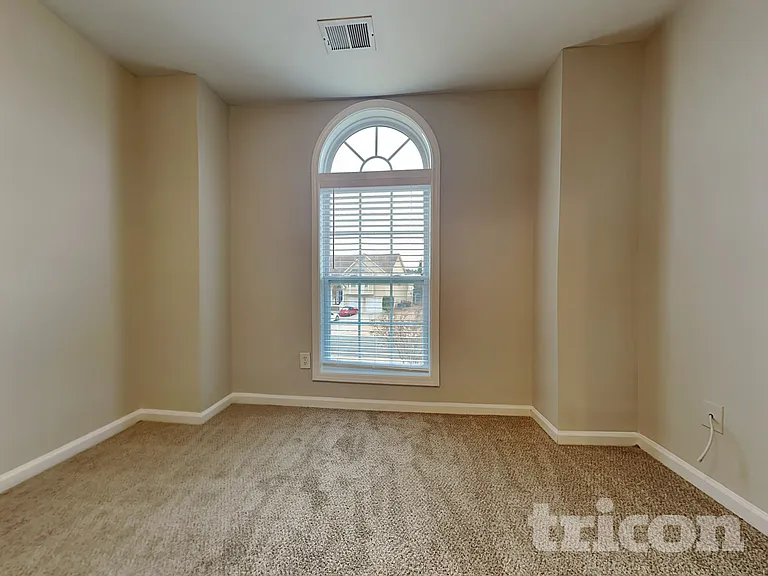 54 Freedom Dr NE — Photo 13