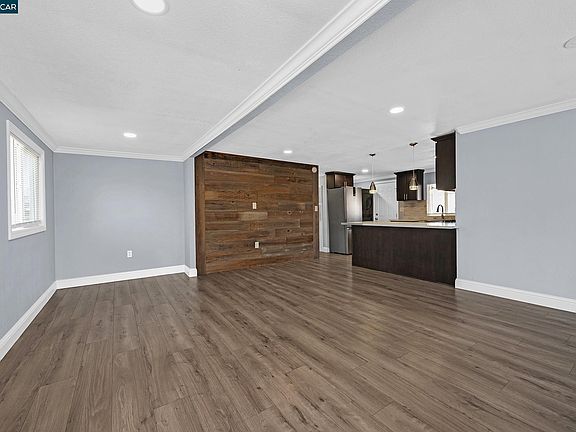 4th image of 3301 Buchanan Rd #99