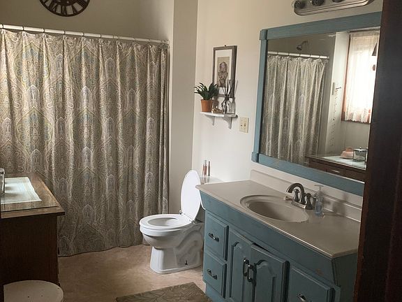 main floor bathroom