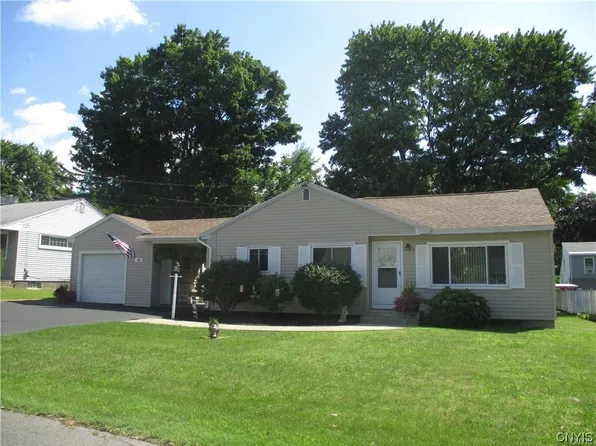 101 Whitmore Rd, North Syracuse, NY 13212