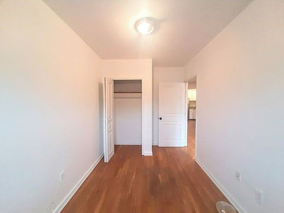 5th image of 686 Willoughby Ave #3