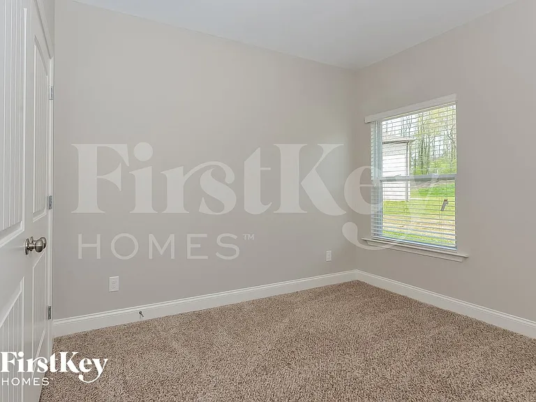 5542 Bridle Way — Photo 12