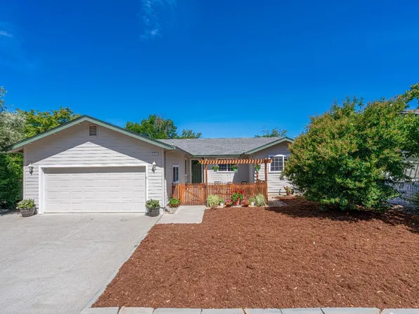131 Monte Vista Avenue, Healdsburg, CA 95448