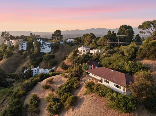 3581 Avenida Del Sol, Studio City, CA 91604
