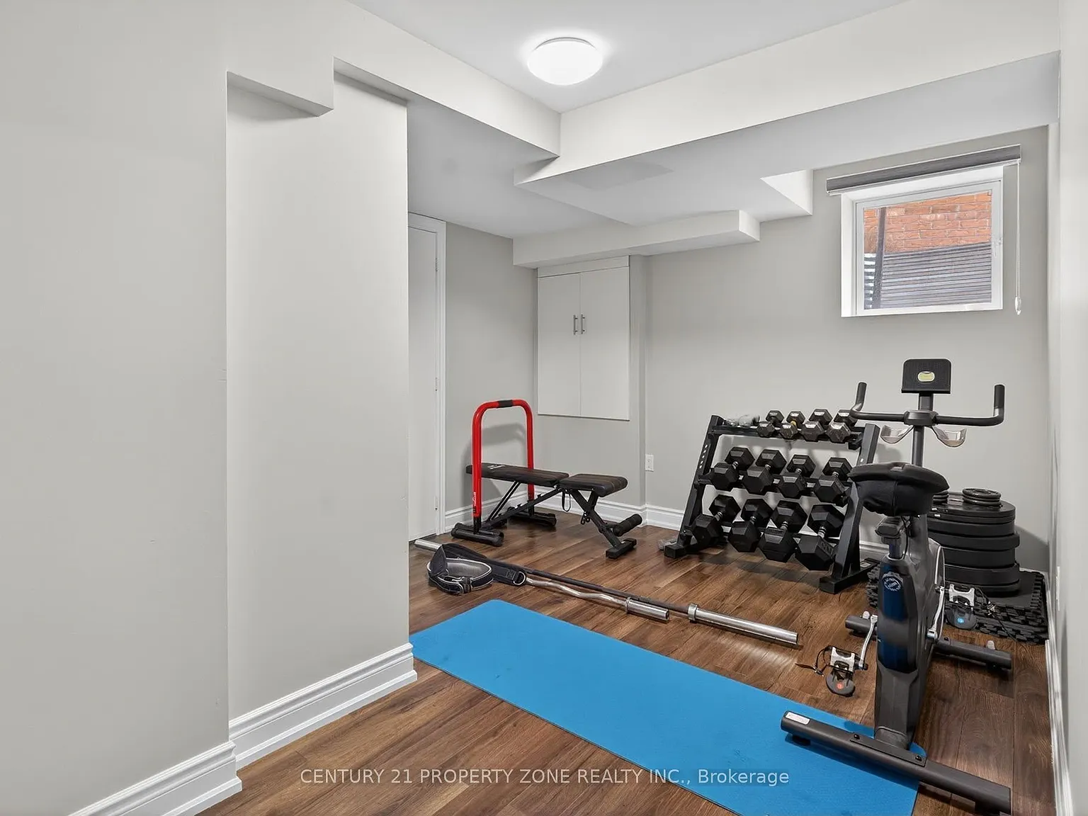 2 bed, $1,900 — Photo 4