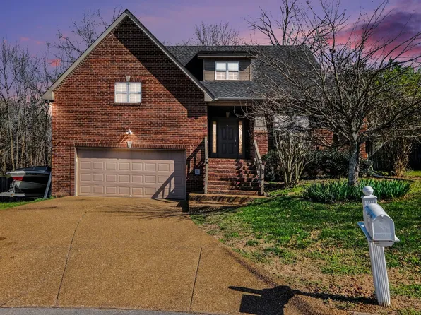 1444 Saddle Crst, Mount Juliet, TN 37122