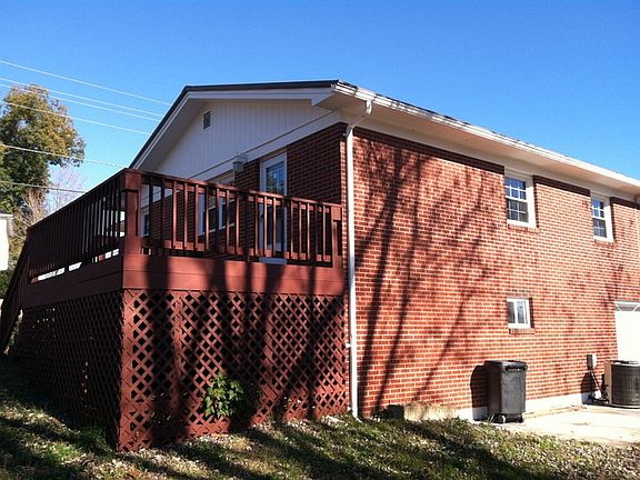 2nd image of 1070 Old Asheville Hwy