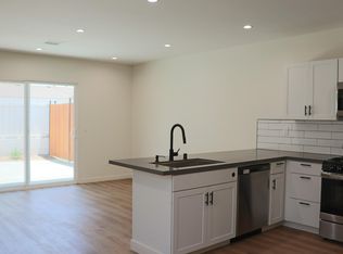 9502 Penfield Ave, Chatsworth, CA 91311