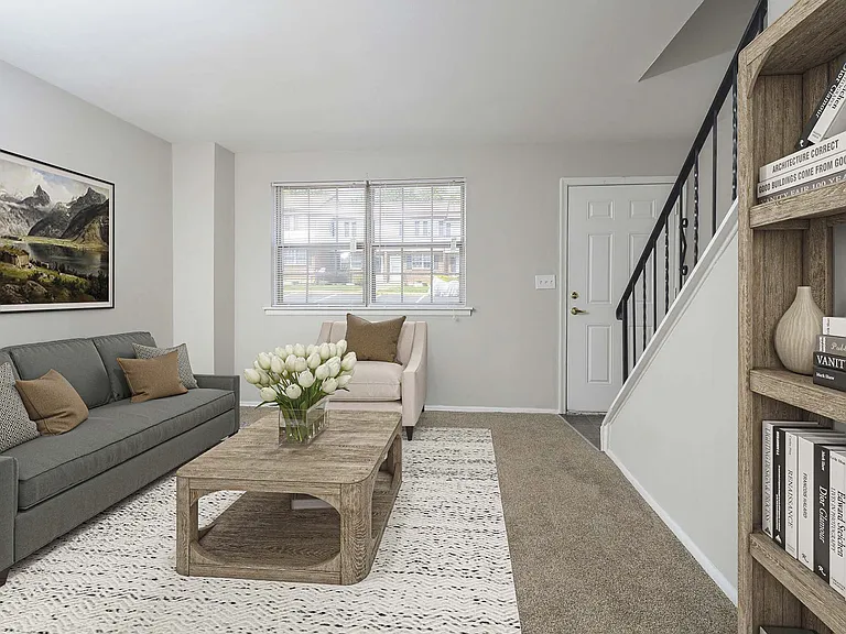 River Pointe — Photo 4
