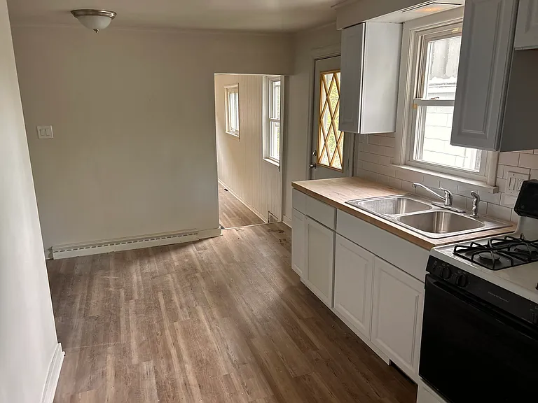 2778 Mount Troy Rd — Photo 5