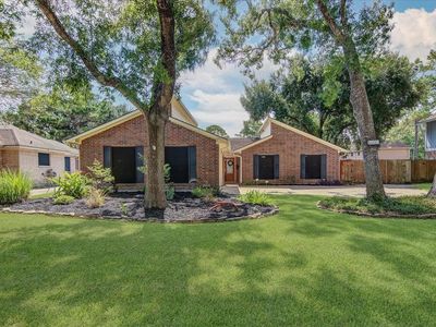 606 Kings Ct, Dickinson, TX, 77539