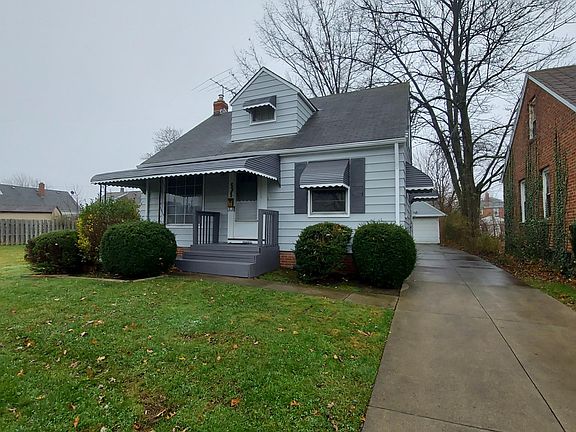 3rd image of 21470 Goller Ave