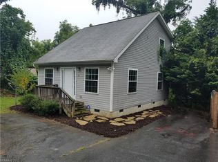 67 Pinewood Rd, Asheville, NC 28805