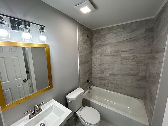 2nd image of 1326 Whitewater Rd