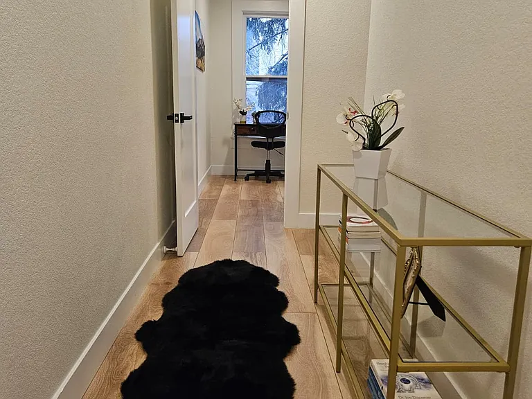 1406 Pine St #2 — Photo 6