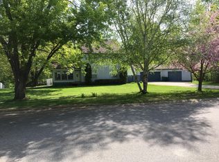 1902 Fraser Dr, Grand Rapids, MN 55744