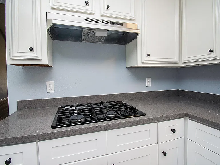 16419 N Bend Dr — Photo 15